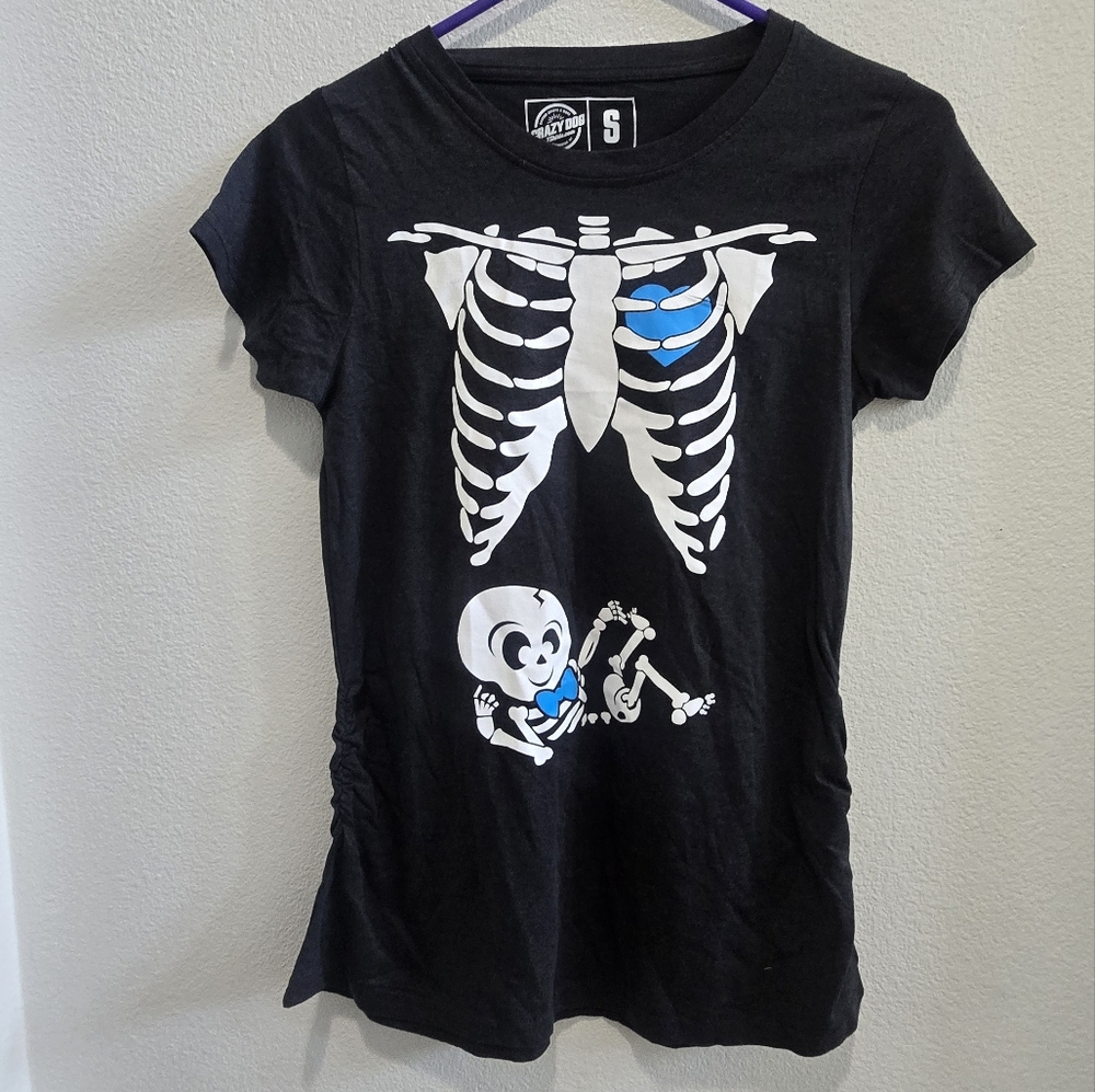 Crazy Dogg Halloween maternity top, skeleton, size small